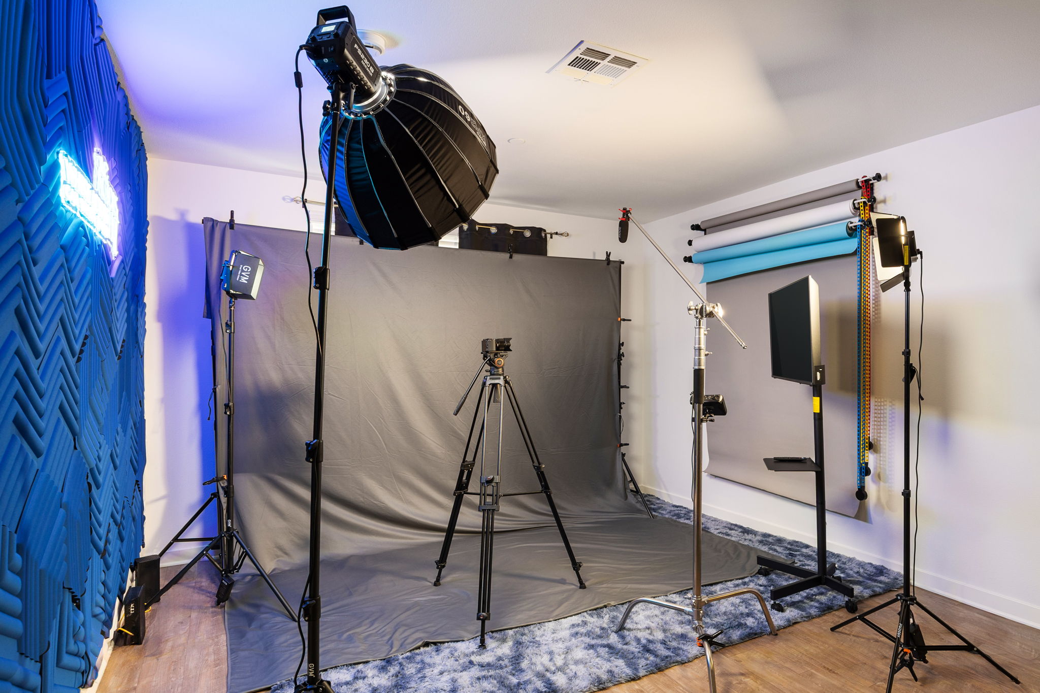 11-web-or-mls-13610-strathern-st-408